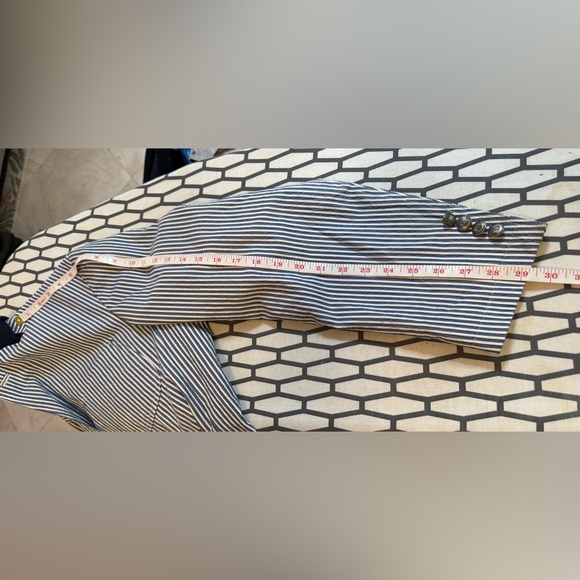 Ermenegildo Zegna Blue and White Striped Blazer - Picture 4 of 10